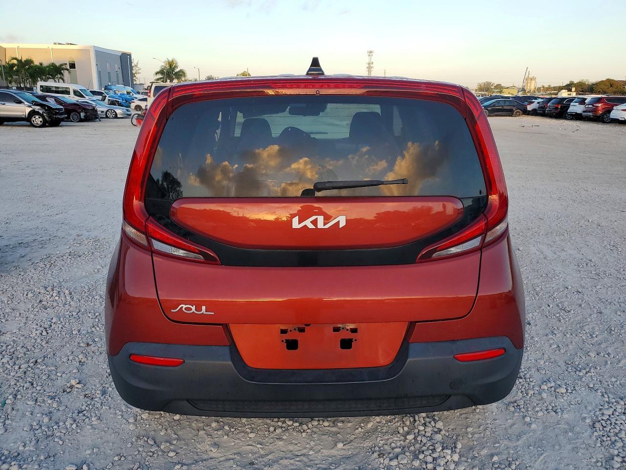 2022 Kia Soul Lx - zdjęcie 6