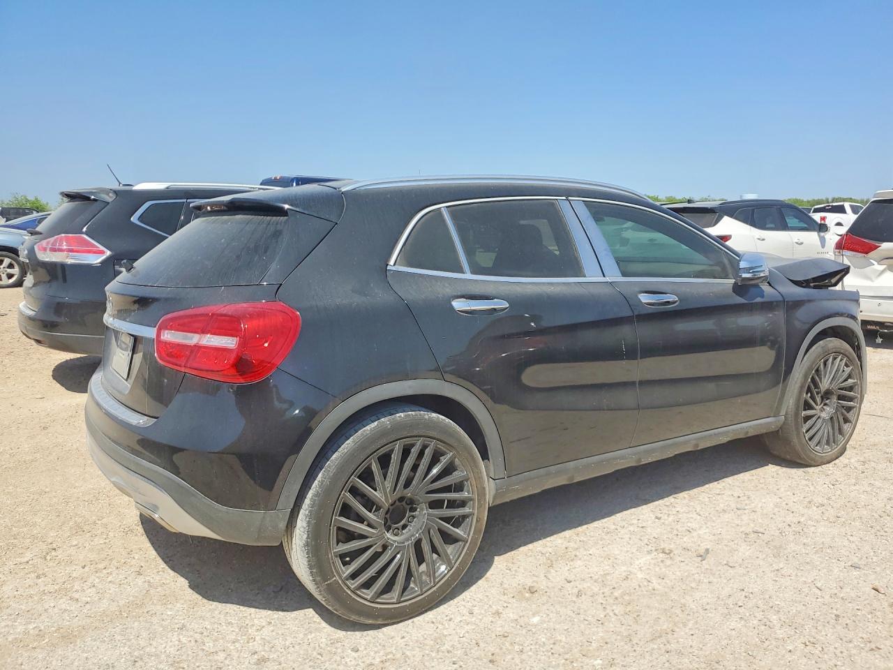 2015 Mercedes-Benz Gla 250 - zdjęcie 3