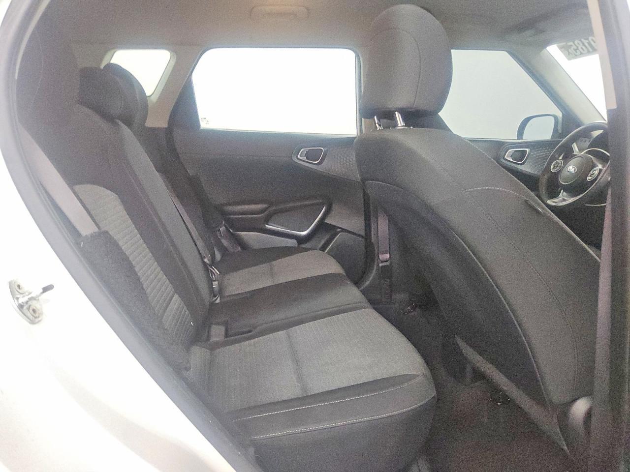 2021 Kia Soul S - zdjęcie 11