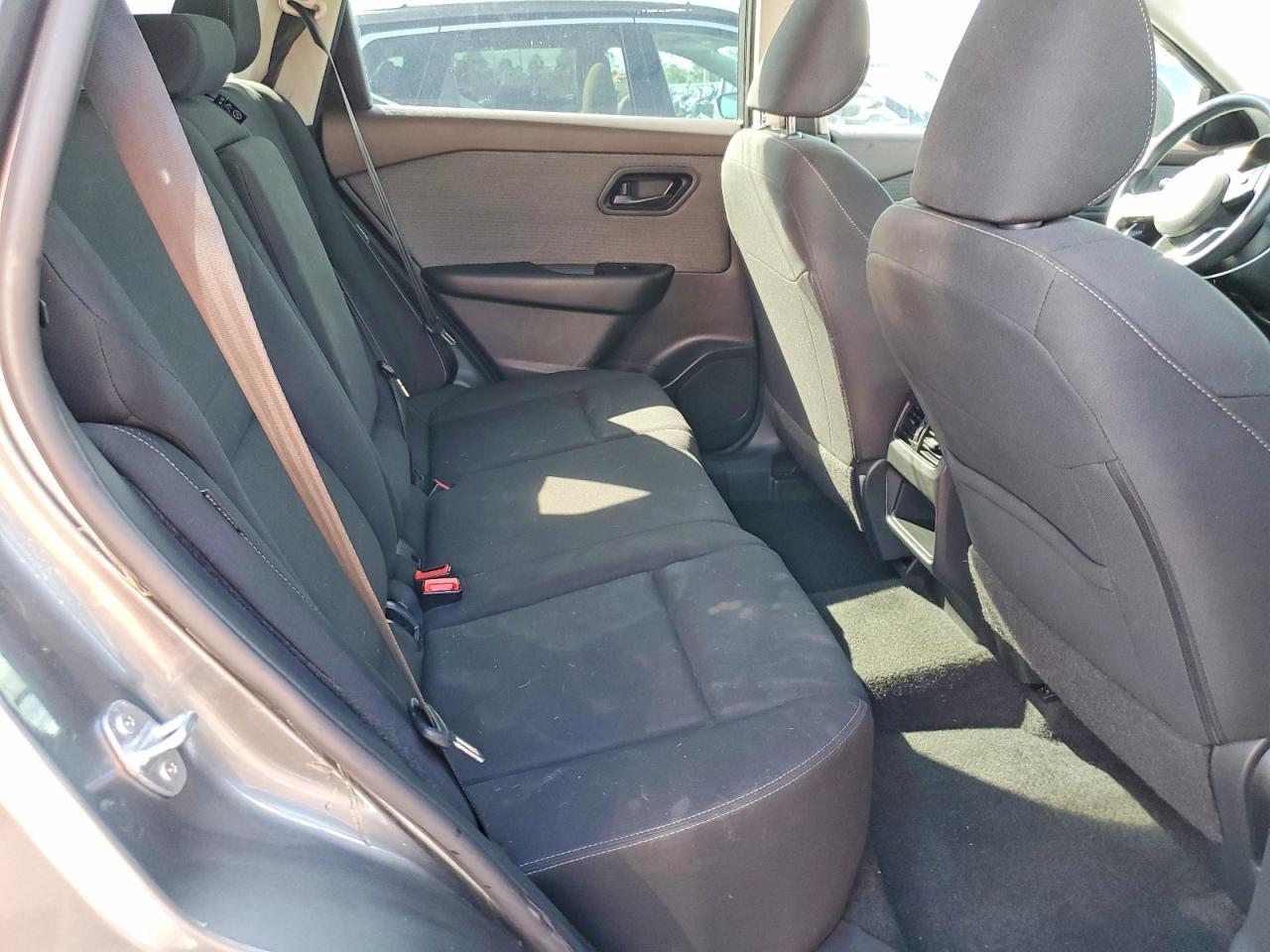 2023 Nissan Rogue S - zdjęcie 11