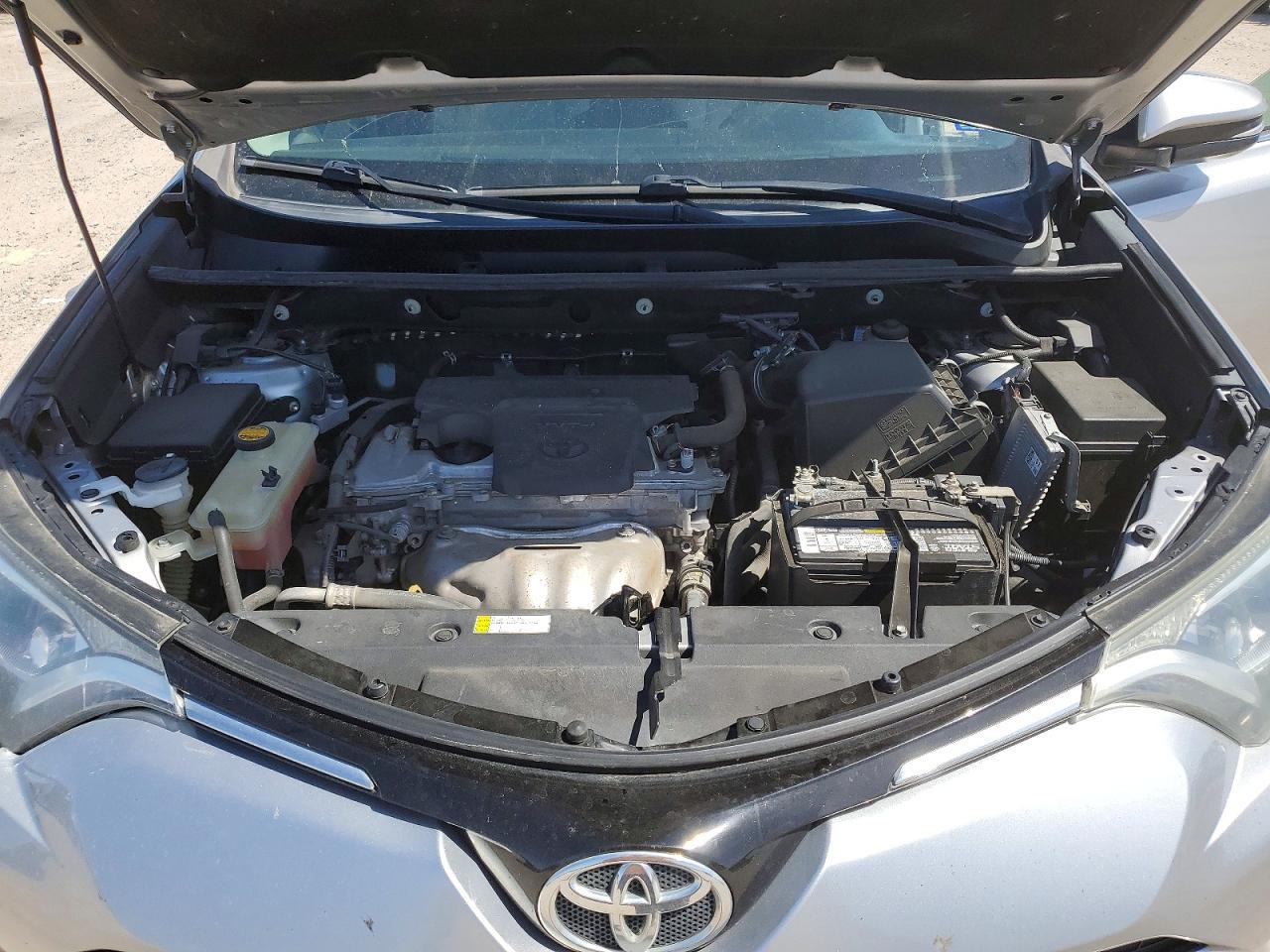 2016 Toyota Rav4 Xle - zdjęcie 12