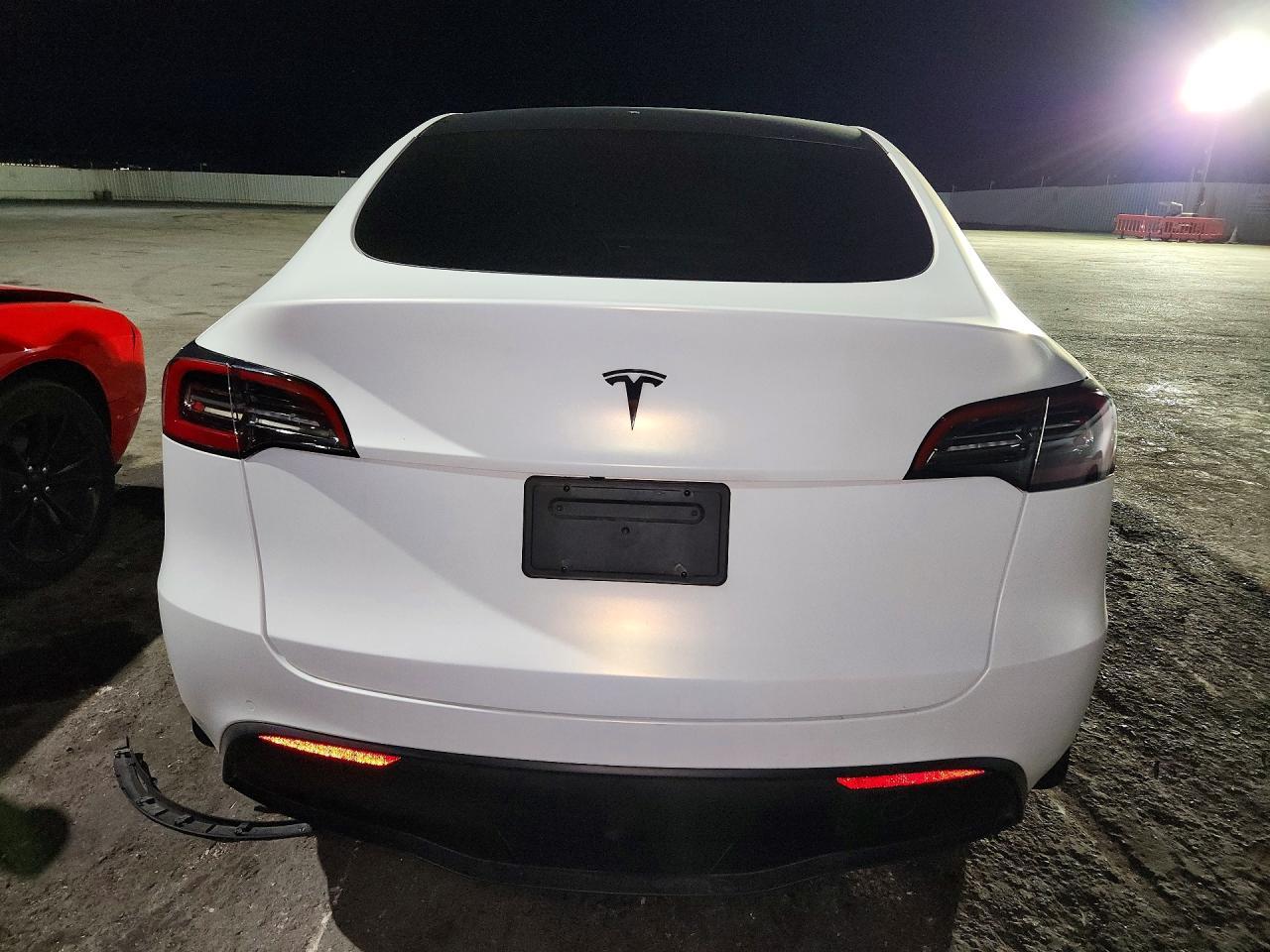 2022 Tesla Model Y - zdjęcie 6