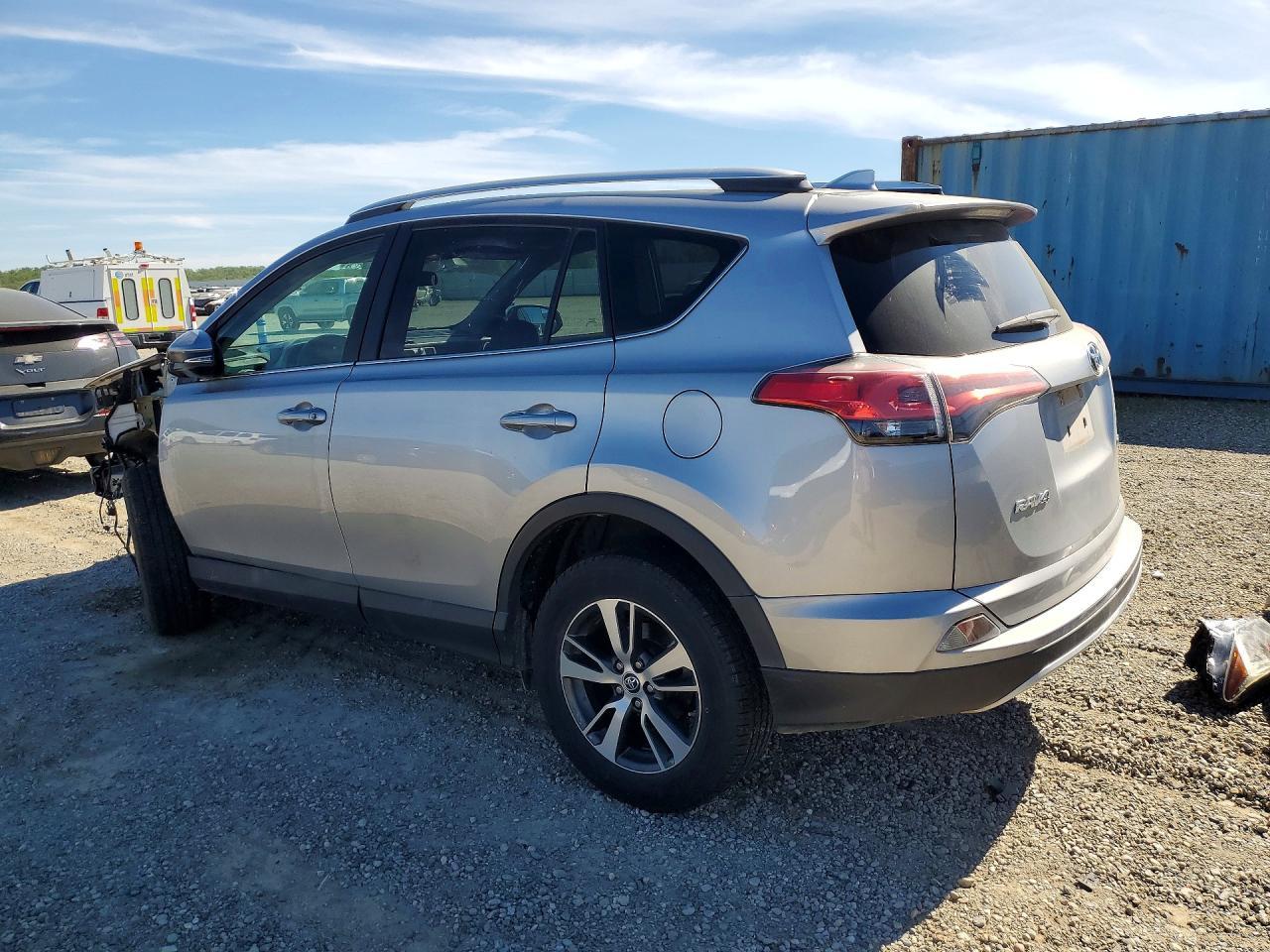 2016 Toyota Rav4 Xle - zdjęcie 2