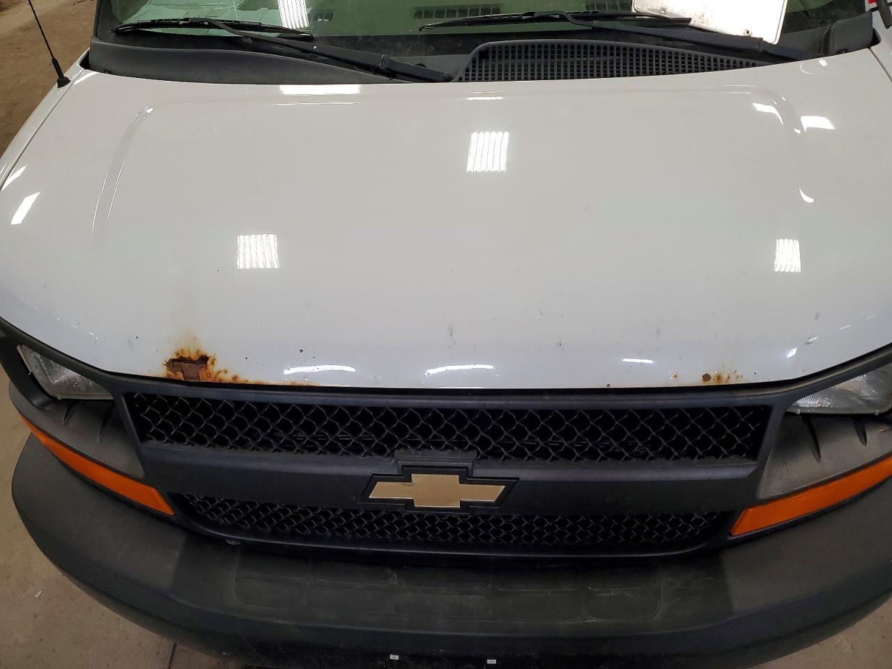 2015 Chev Express G2500 - zdjęcie 12