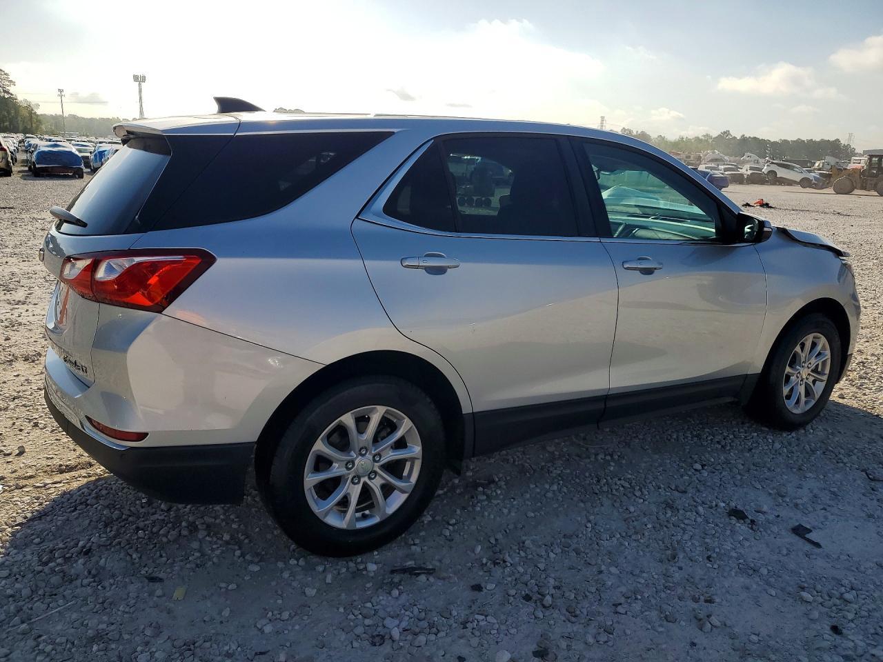 2018 Chevrolet Equinox Lt - zdjęcie 3