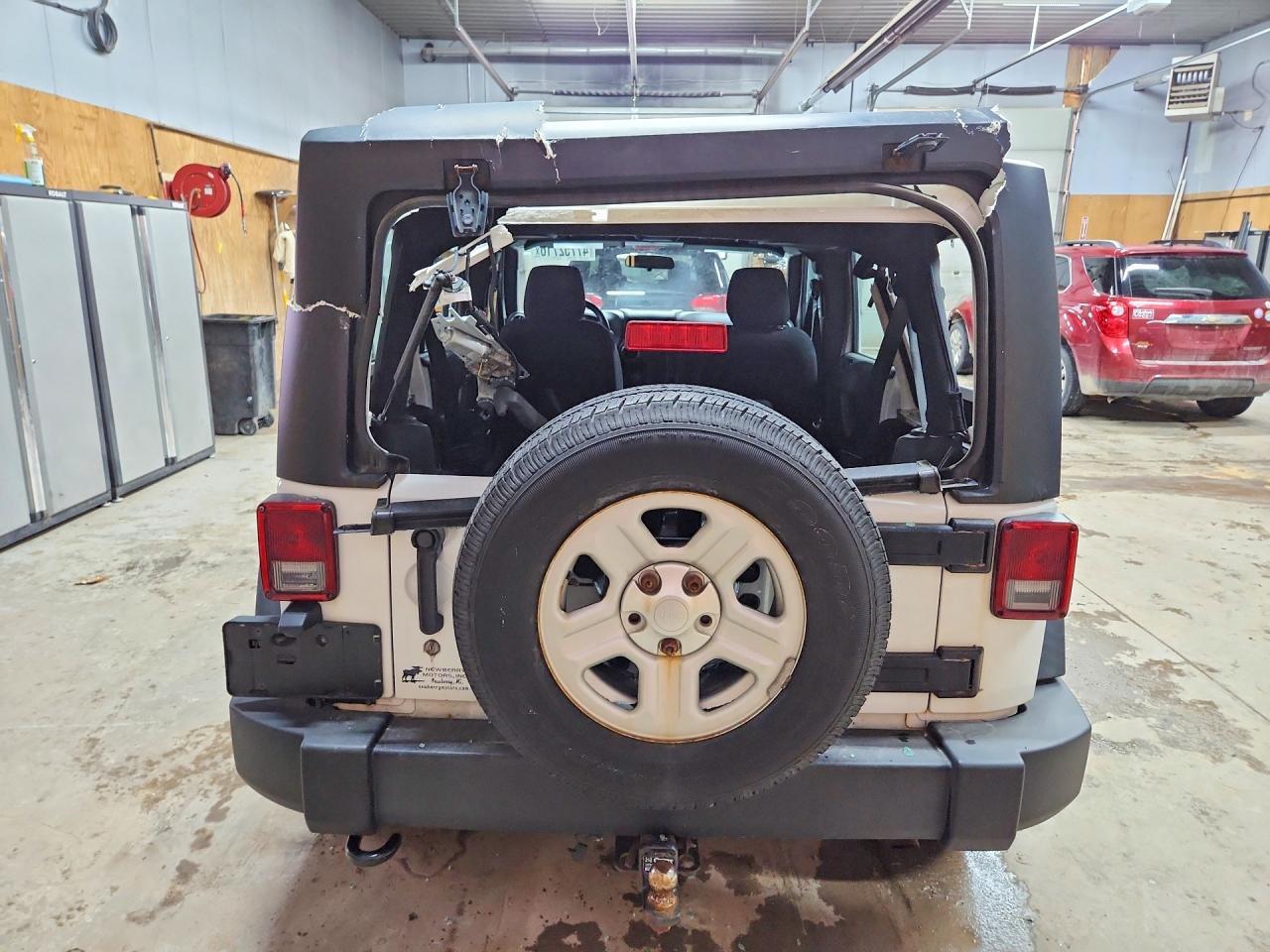2016 Jeep Wrangler Unlimited Sport - zdjęcie 6