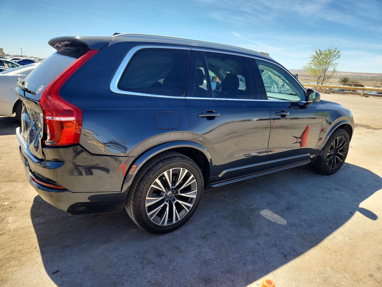 2021 Volvo Xc90 T5 Momentum - zdjęcie 3