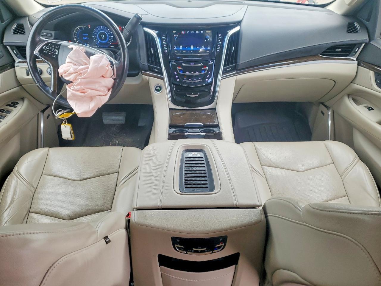 2018 Cadillac Escalade Luxury - zdjęcie 8