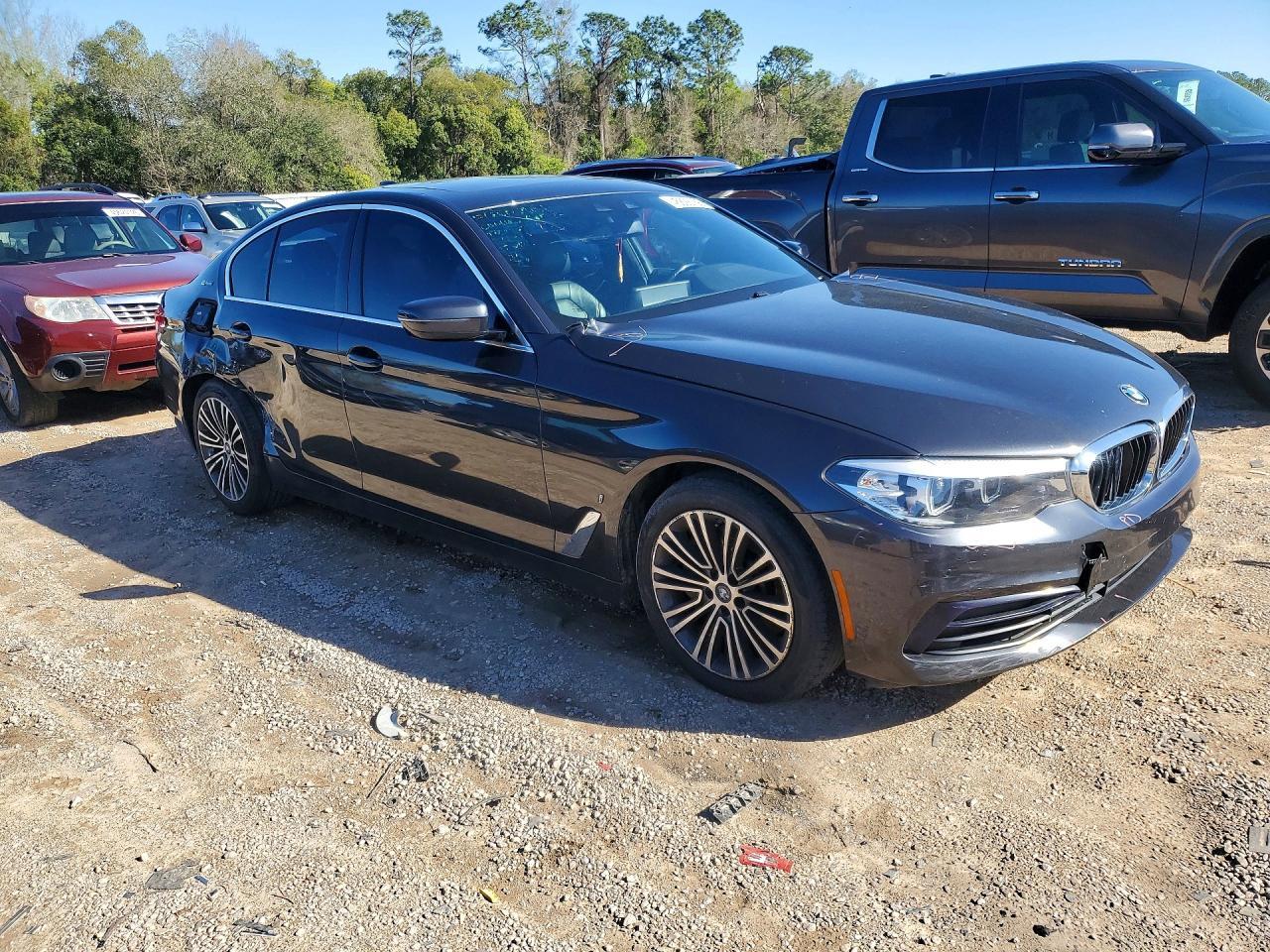 2019 BMW 530E - zdjęcie 4