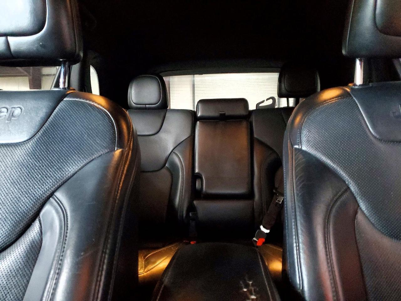 2019 Jeep Cherokee Limited - zdjęcie 10