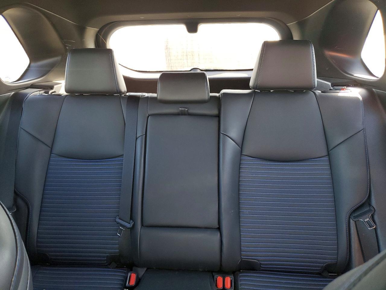 2020 Toyota Rav4 Hybrid Xse - zdjęcie 10