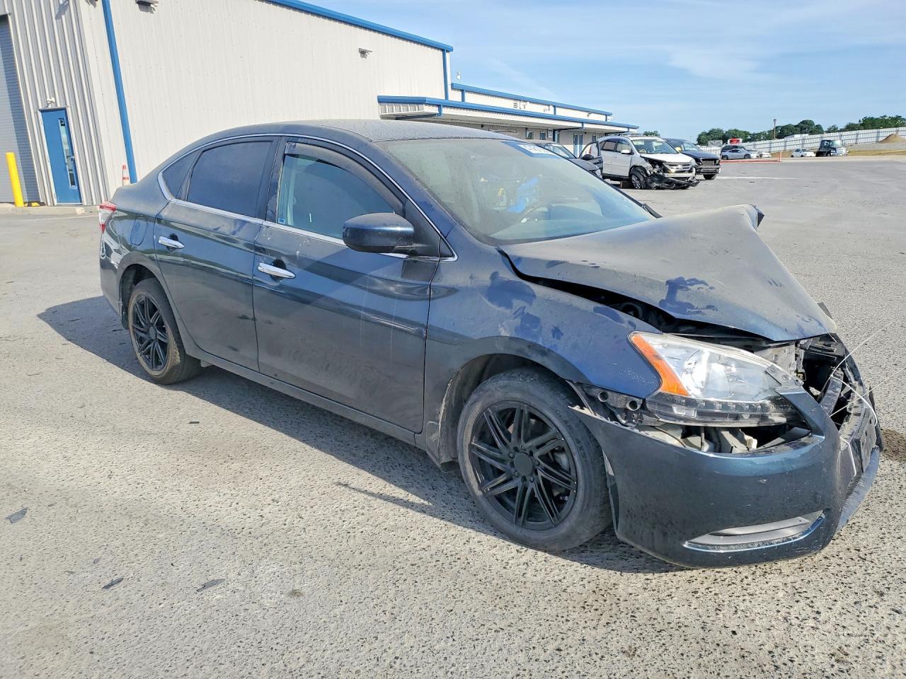 2014 Nissan Sentra S - zdjęcie 4