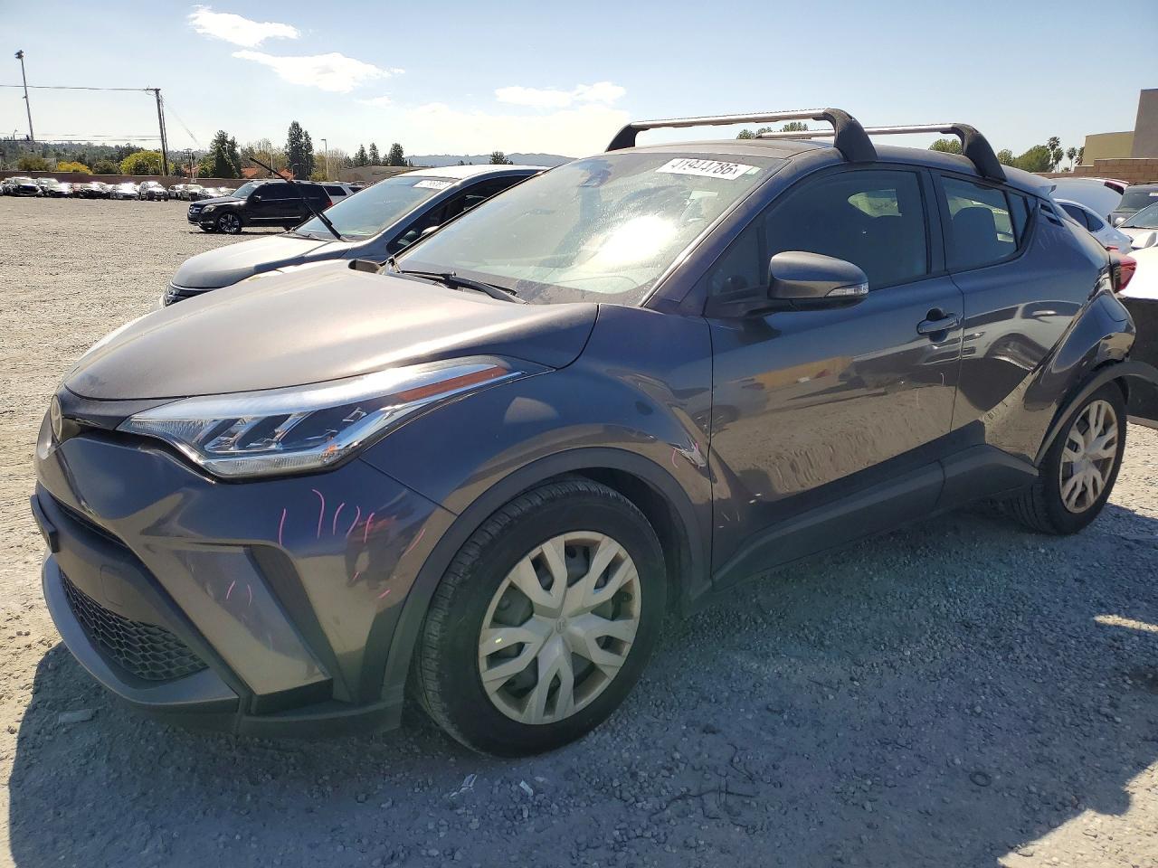 2021 Toyota C-Hr Le - zdjęcie główne