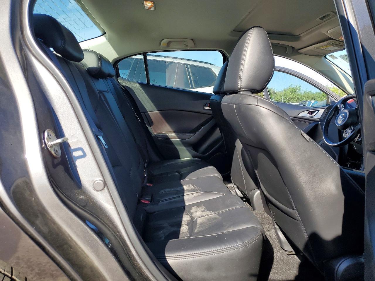 2017 Mazda 3 Touring - zdjęcie 10