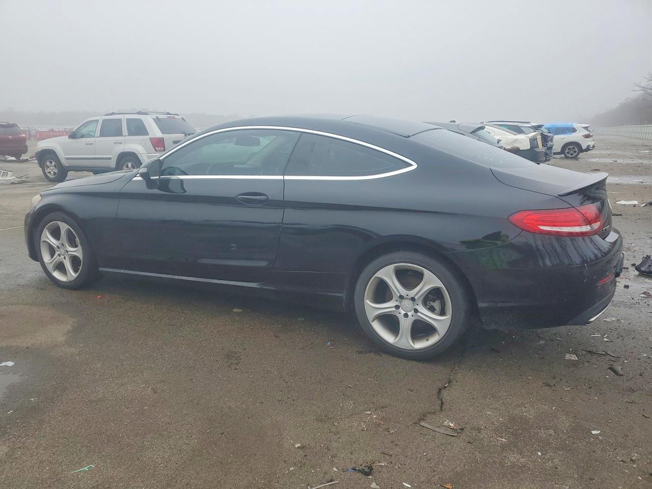 2017 Mercedes-Benz C 300 - zdjęcie 2