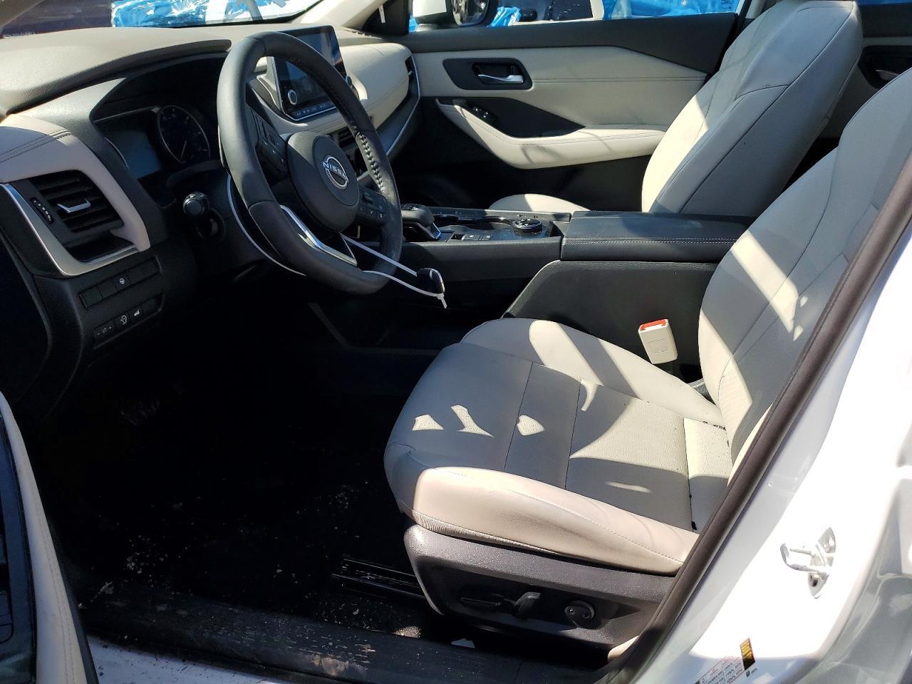 2024 Nissan Rogue Sv - zdjęcie 7