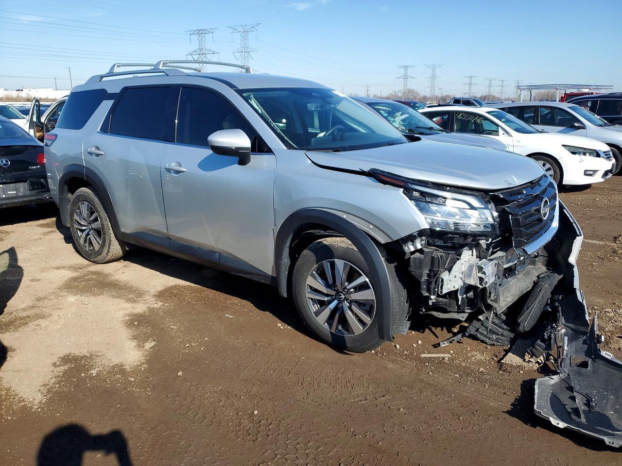2024 Nissan Pathfinder Sl - zdjęcie 4