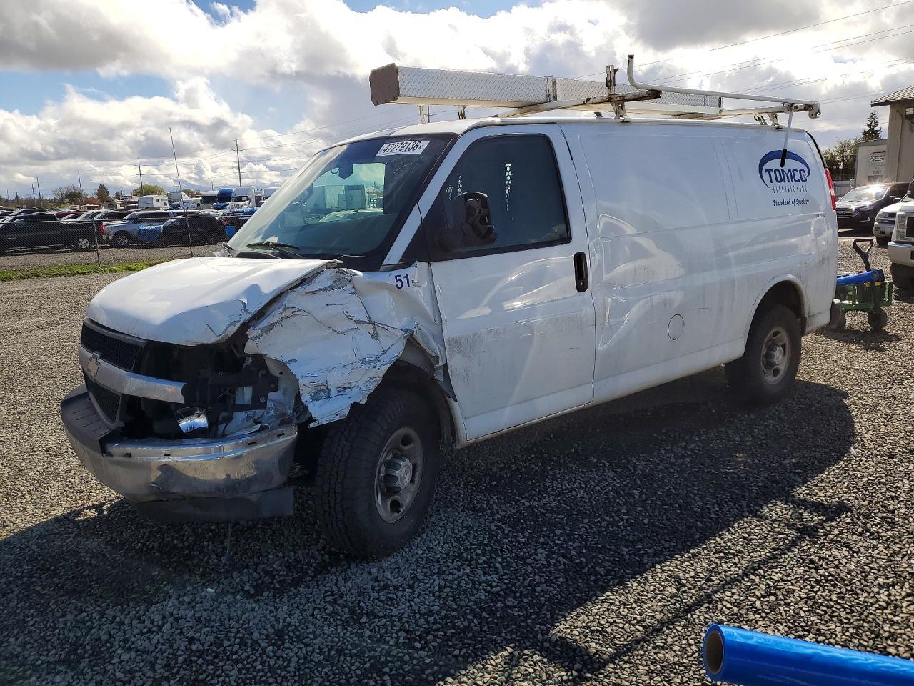 2017 Chevrolet Express G2500 - zdjęcie główne