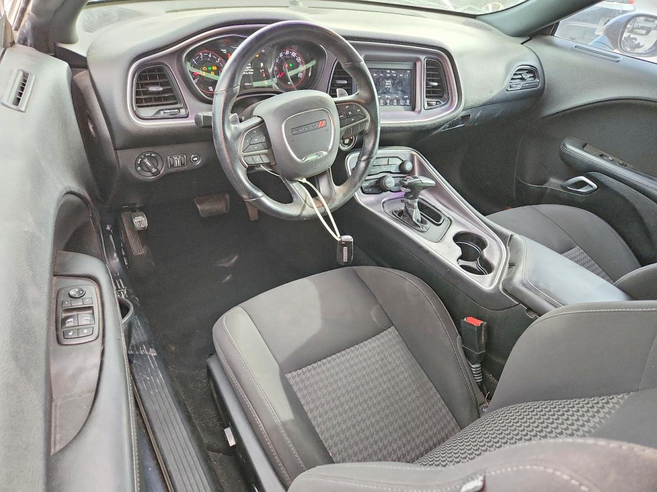 2019 Dodge Challenger R - zdjęcie 8