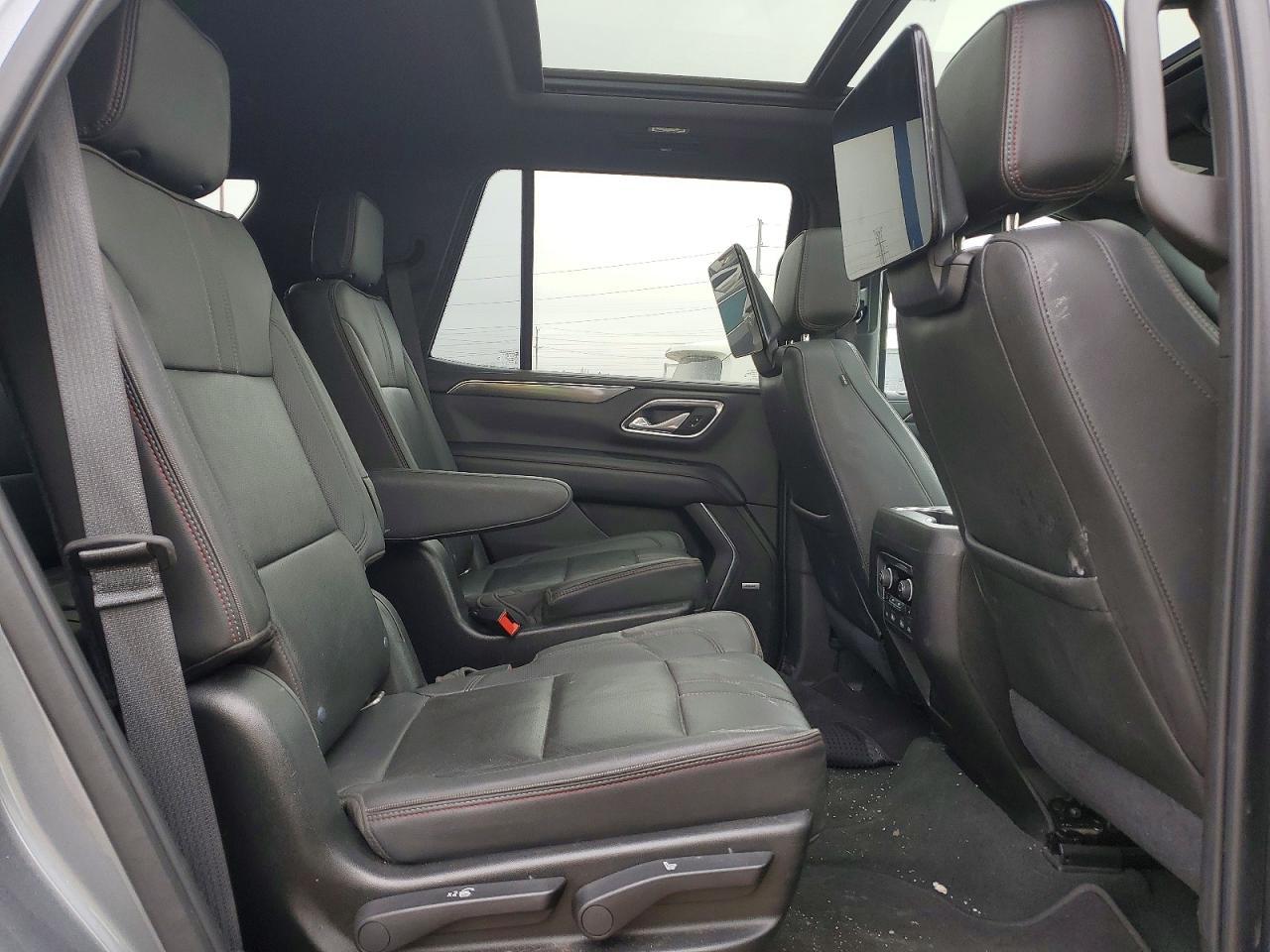 2021 Chevrolet Tahoe K1500 Rst - zdjęcie 11