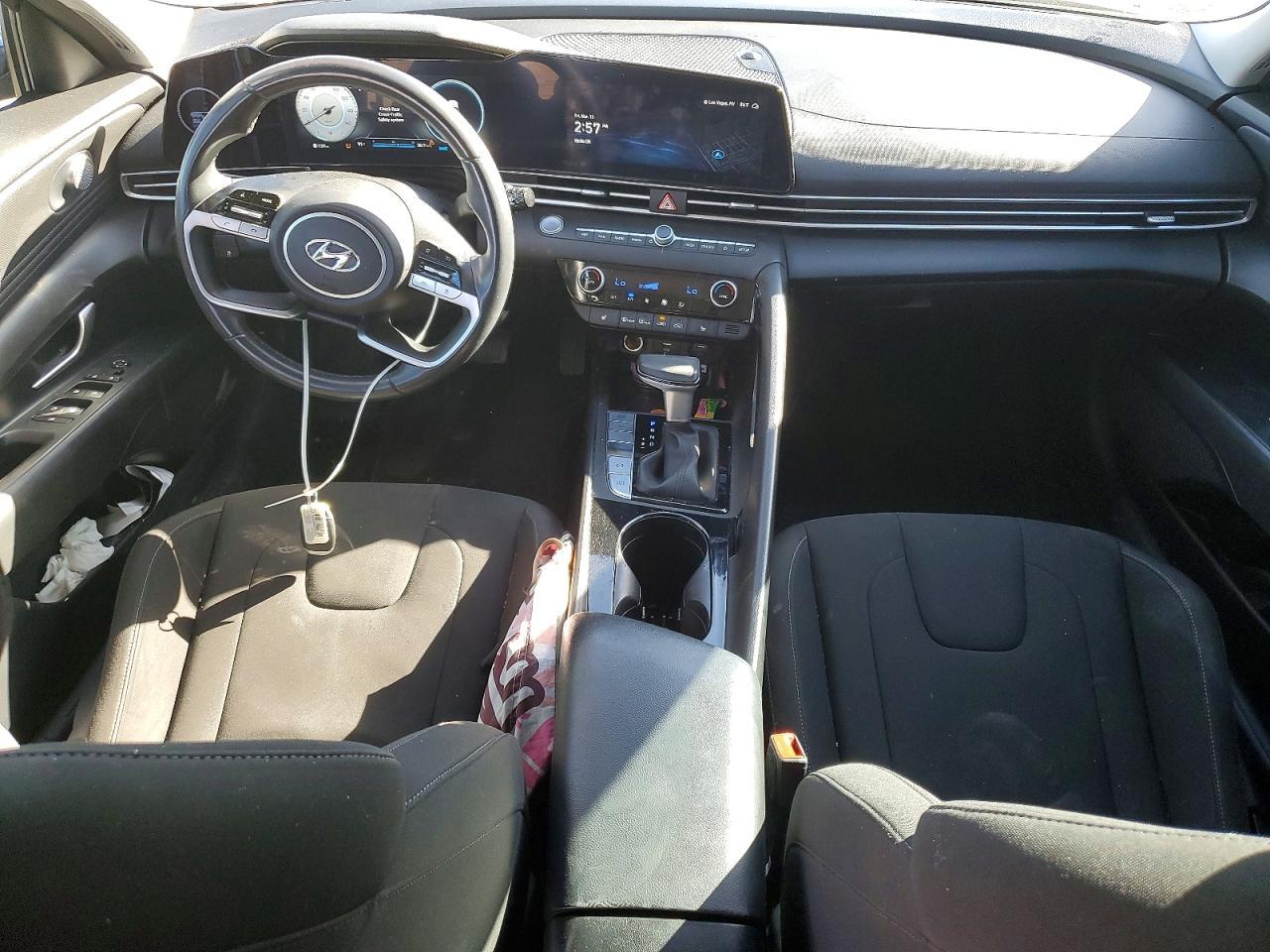 2023 Hyundai Elantra Sel - zdjęcie 8