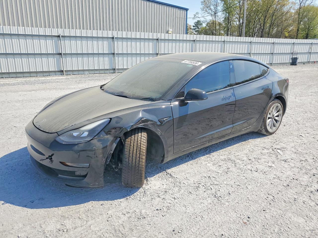 2022 Tesla Model 3 - zdjęcie główne
