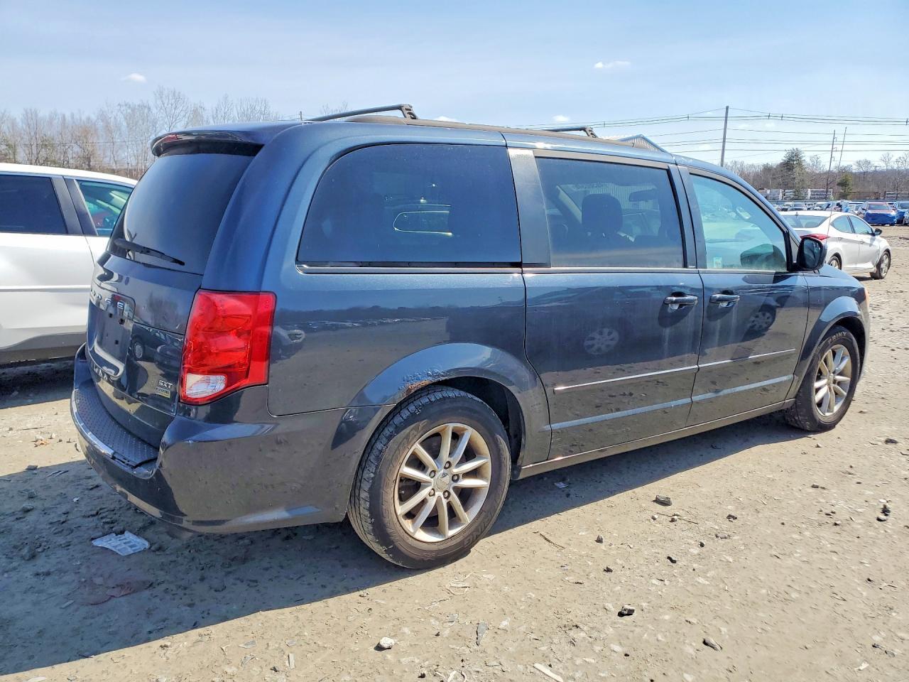 2014 Dodge Grand Caravan Sxt - zdjęcie 3