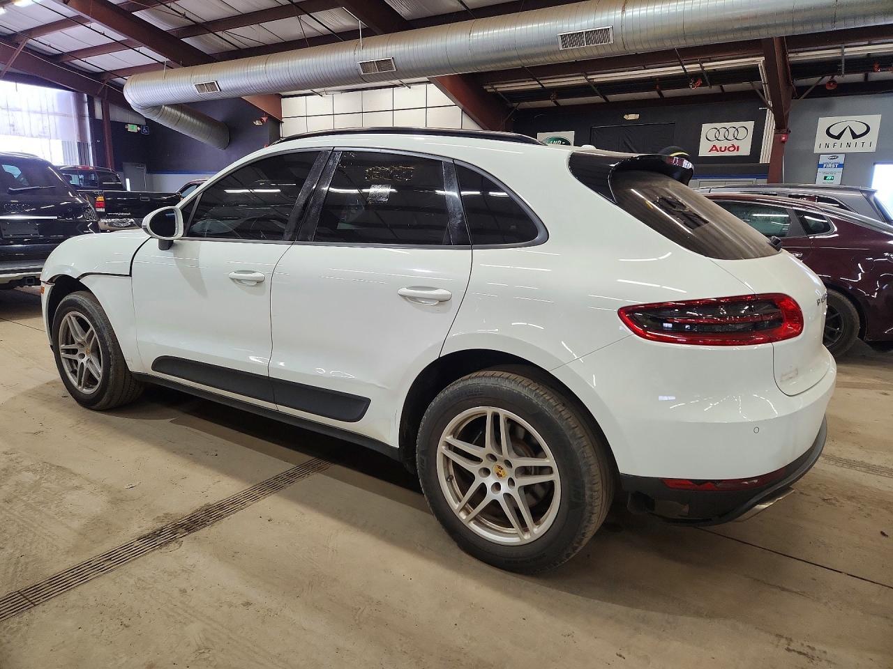 2017 Porsche Macan - zdjęcie 2