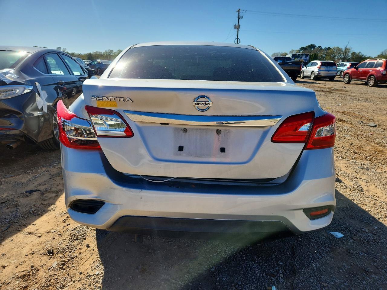 2019 Nissan Sentra S - zdjęcie 6