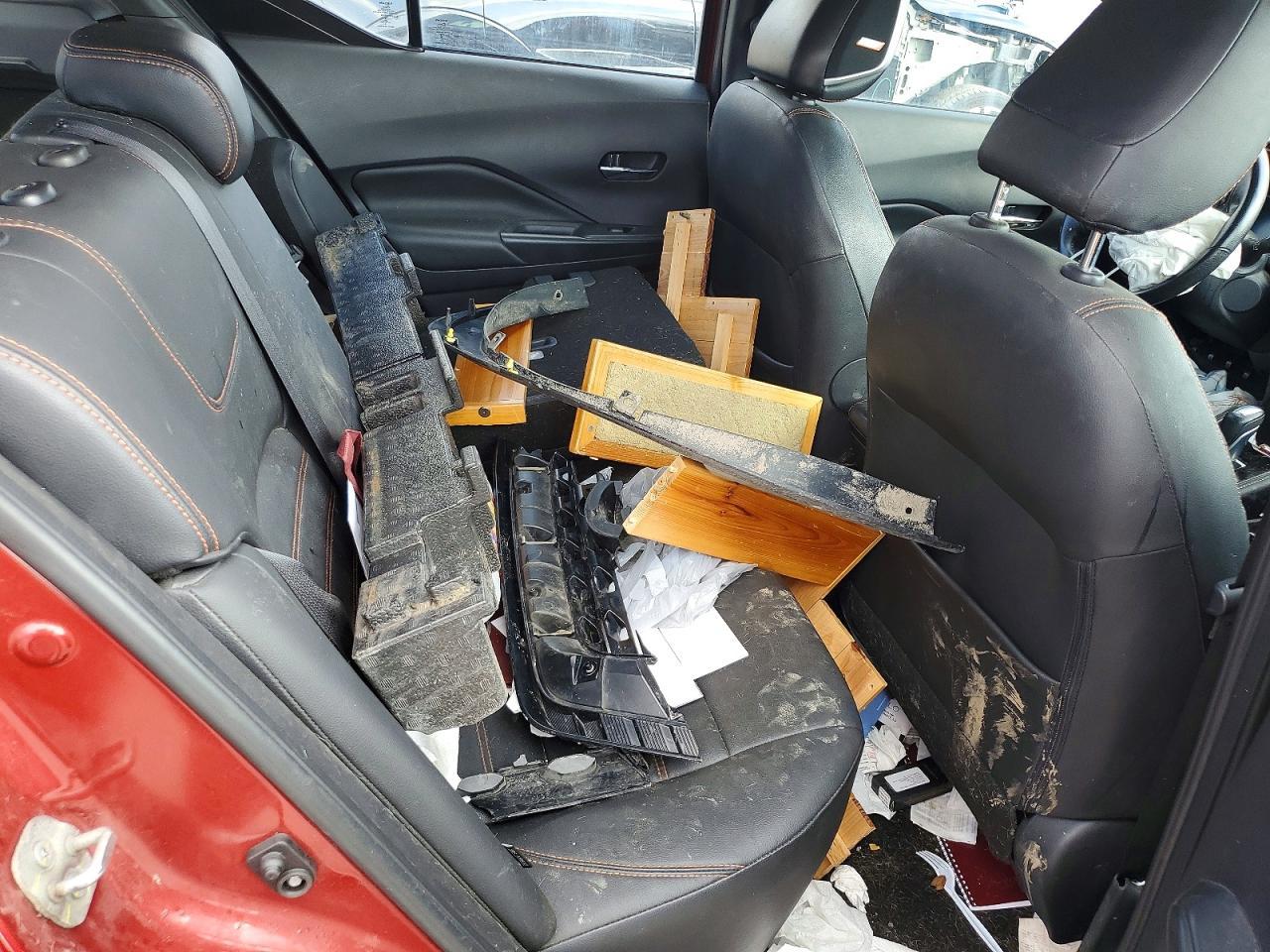 2020 Nissan Kicks Sr - zdjęcie 13