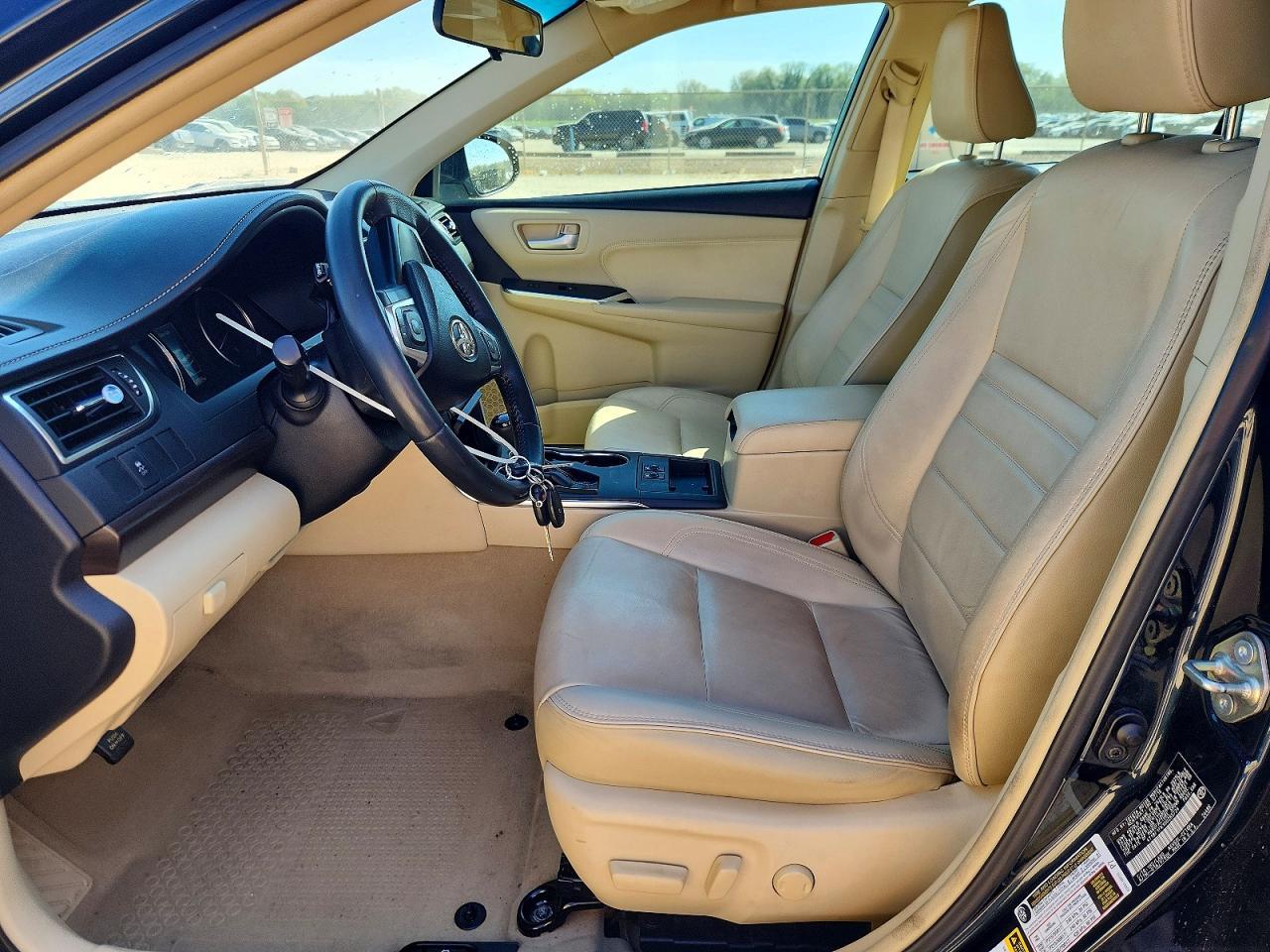 2017 Toyota Camry Xle - zdjęcie 7