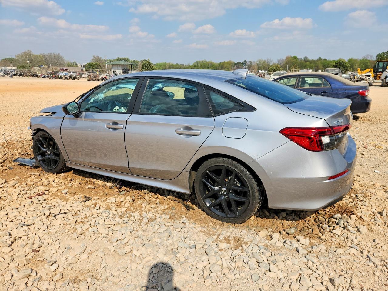2023 Honda Civic Sport - zdjęcie 2