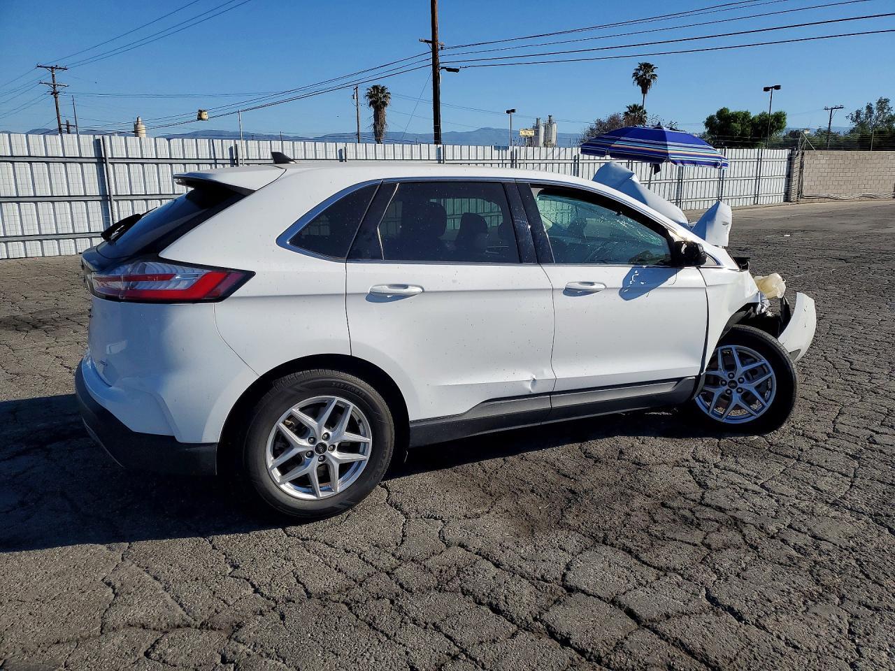 2024 Ford Edge Sel - zdjęcie 3