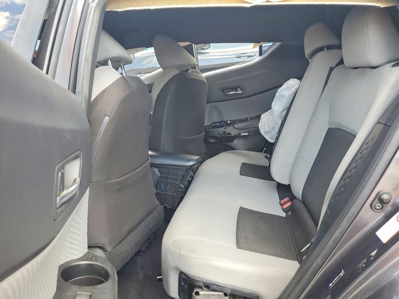 2019 Toyota C-Hr Xle - zdjęcie 11