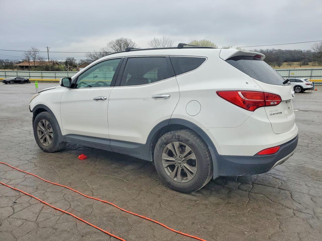2014 Hyundai Santa Fe Sport 2.4L - zdjęcie 2