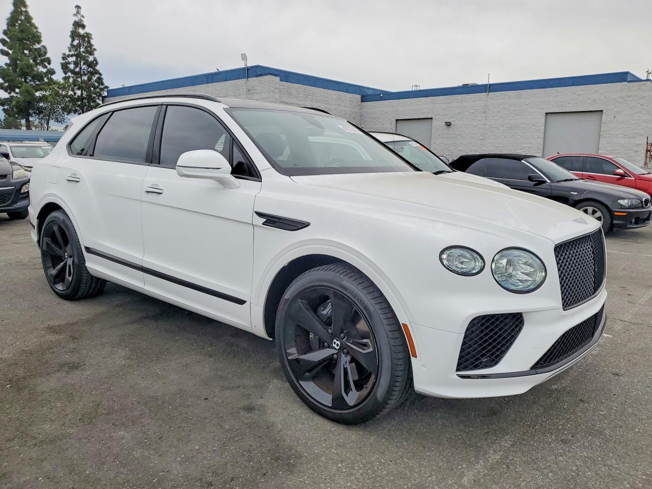 2023 Bentley Bentayga - zdjęcie 4