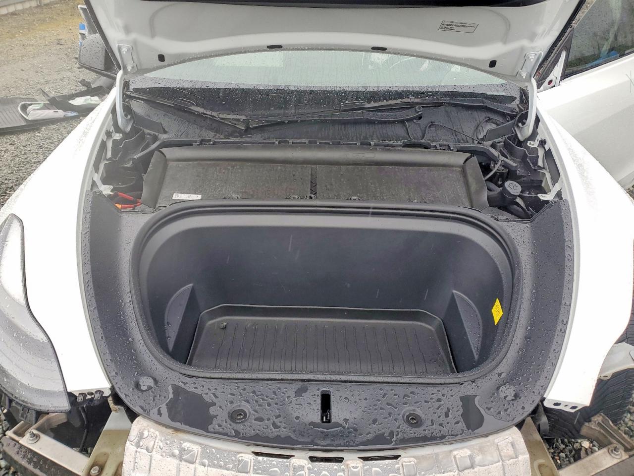 2023 Tesla Model Y - zdjęcie 12