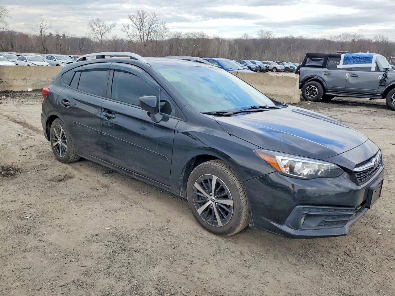 2021 Subaru Impreza Premium - zdjęcie 4