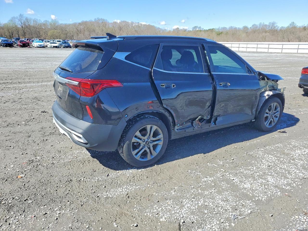 2022 Kia Seltos S - zdjęcie 3
