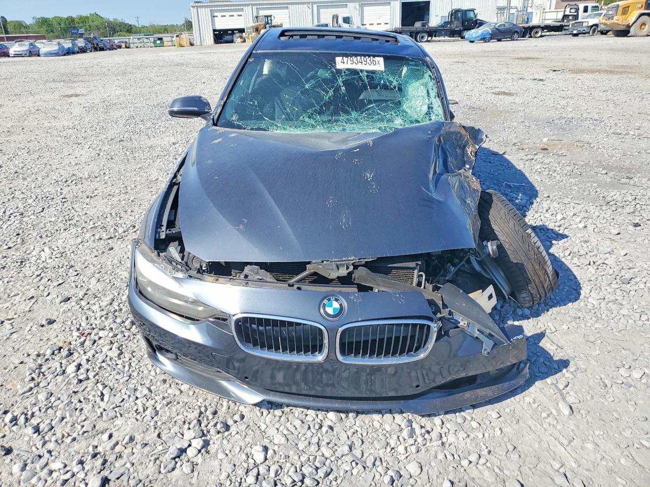 2015 BMW 320 I - zdjęcie 5