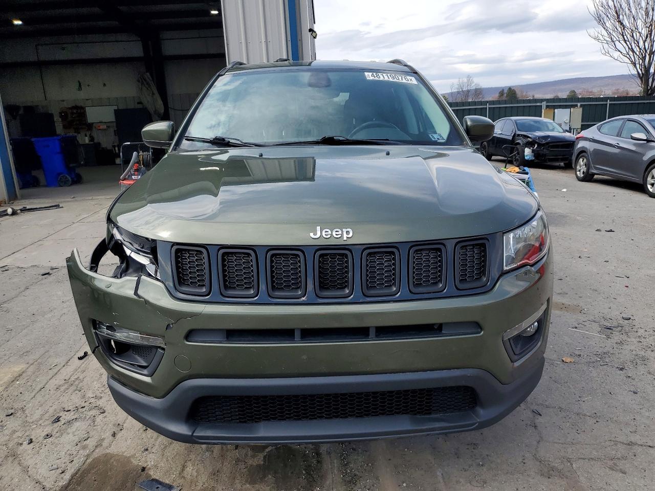 2018 Jeep Compass Latitude - zdjęcie 5