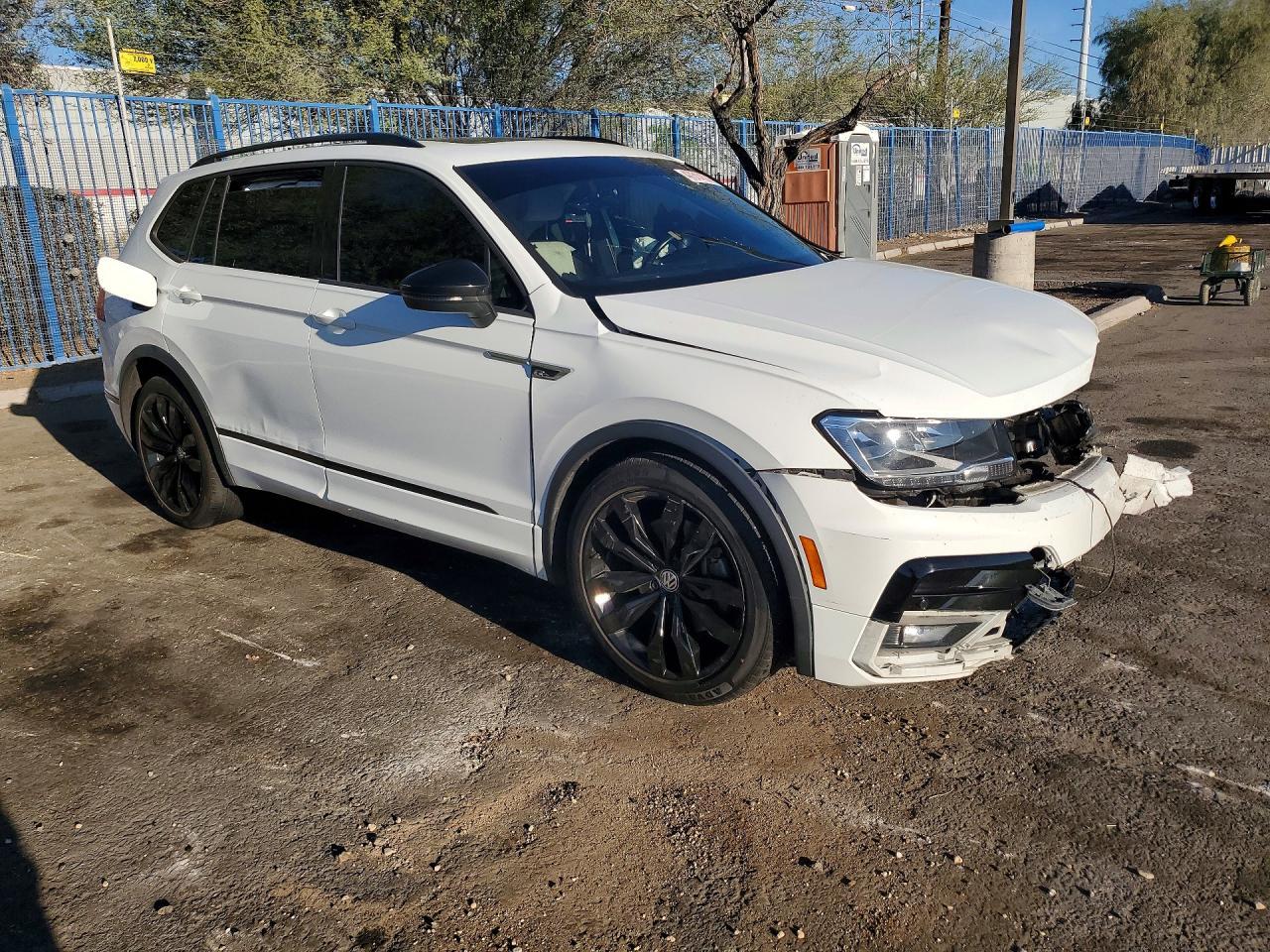 2021 Volkswagen Tiguan 2.0T Se/2.0T Se R-Line Black/2.0T Sel - zdjęcie 4