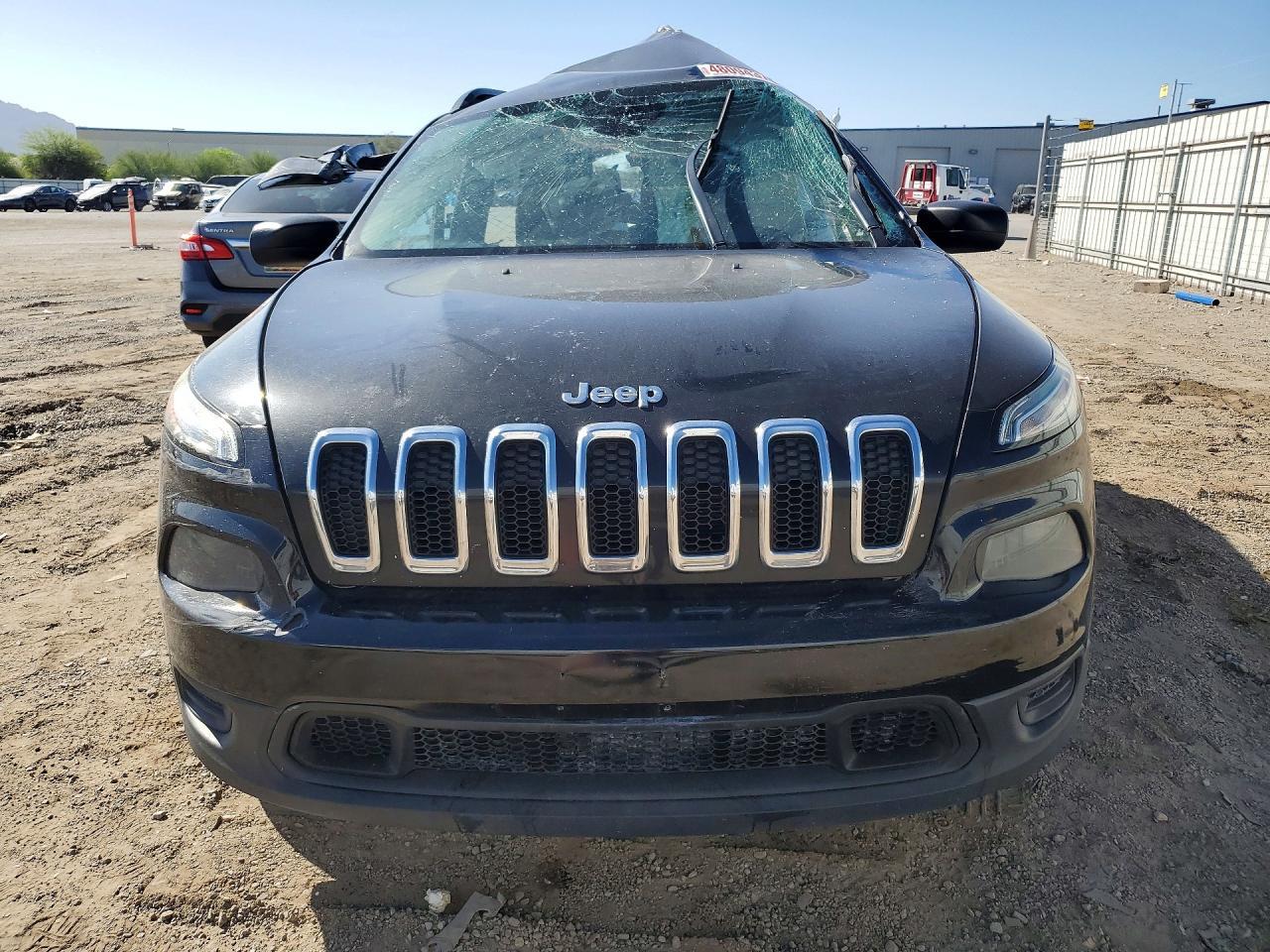 2016 Jeep Cherokee Sport - zdjęcie 5