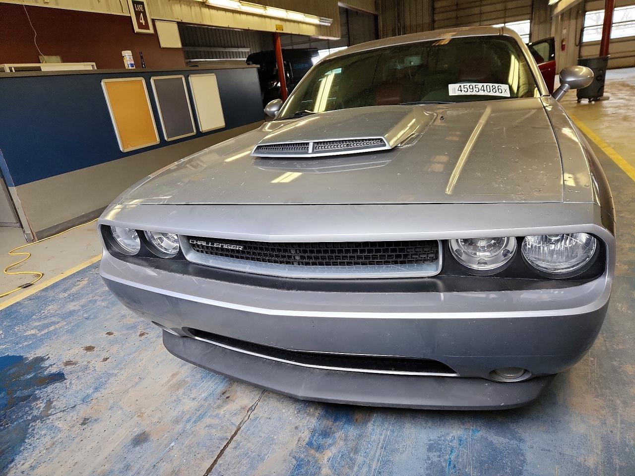2014 Dodge Challenger R - zdjęcie 5
