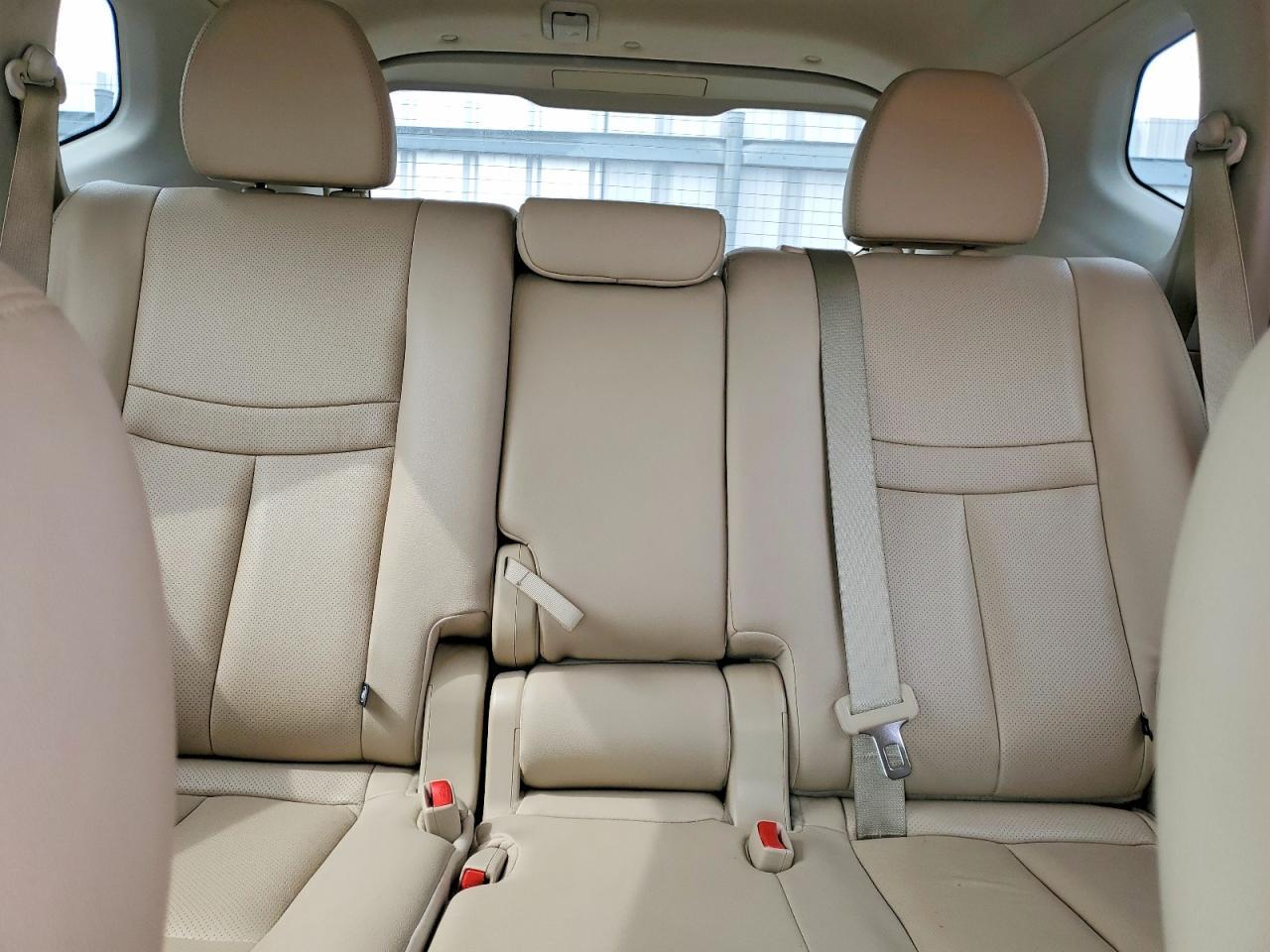 2016 Nissan Rogue S - zdjęcie 10