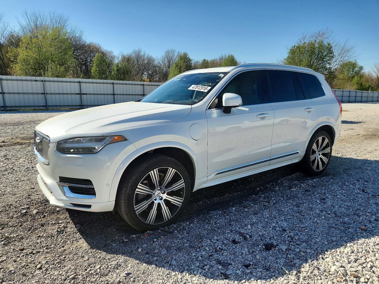 2025 Volvo Xc90 Plus - zdjęcie główne