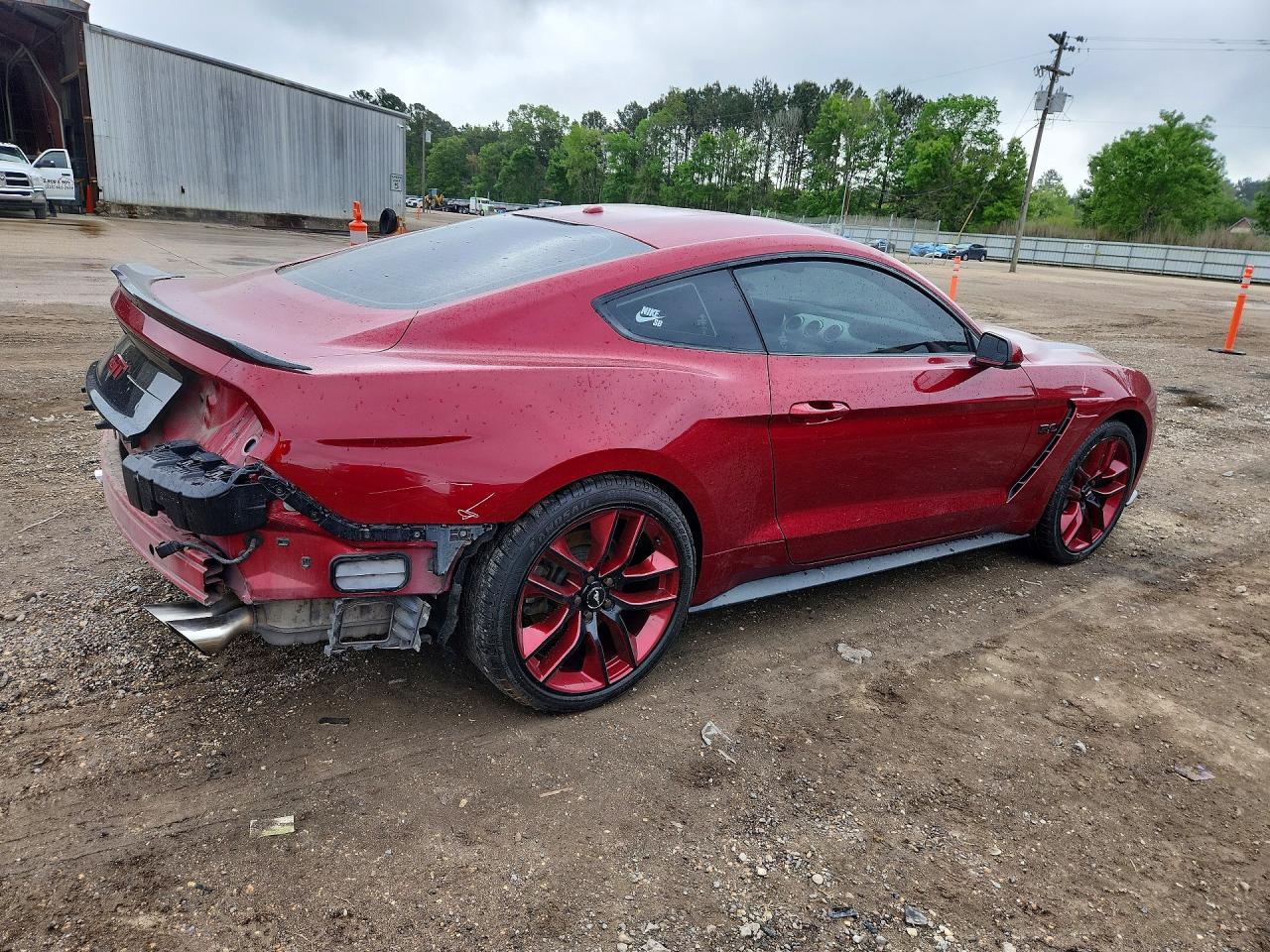 2019 Ford Mustang Gt - zdjęcie 3