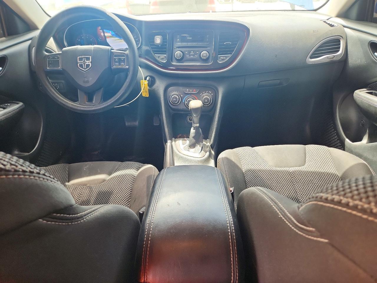 2016 Dodge Dart Sxt - zdjęcie 8