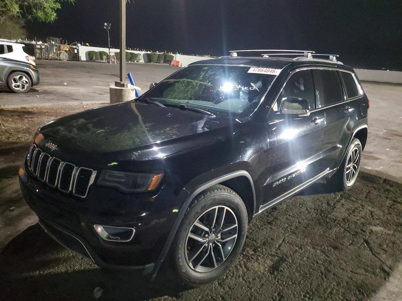 2017 Jeep Grand Cherokee Limited - zdjęcie główne