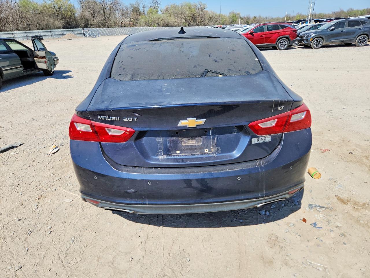 2016 Chevrolet Malibu - zdjęcie 6